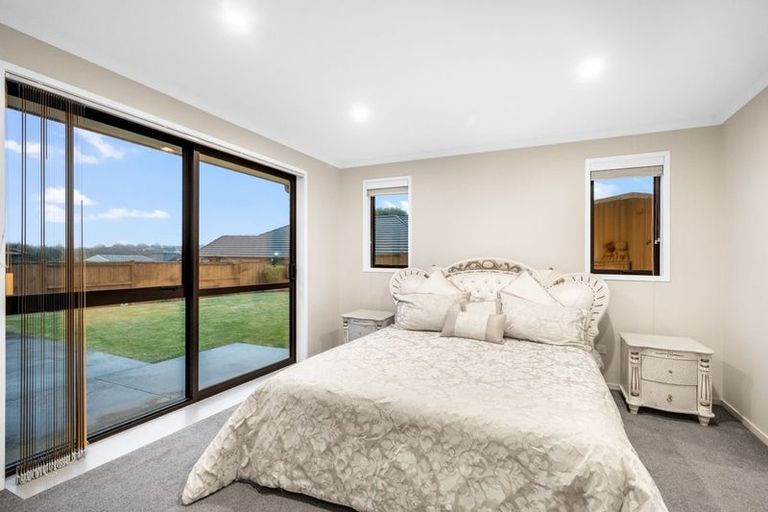 Photo of property in 10 Helenvale Crescent, Pokeno, 2402