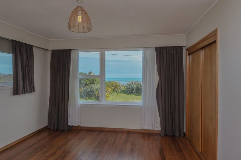 Photo of property in 32 Domett Esplanade, Cobden, Greymouth, 7802