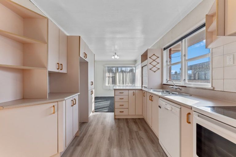 Photo of property in 2 Keith Elliott Street, Feilding, 4702