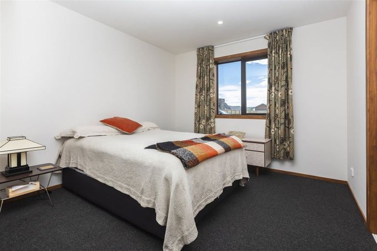 Photo of property in 8 Wykes Place, Amberley, 7410