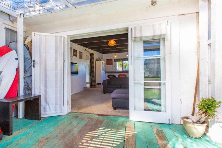 Photo of property in 26 Uenuku Avenue, Raglan, 3225