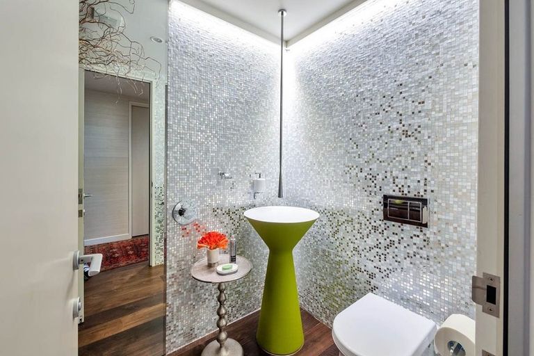 Photo of property in 48 Gladstone Road, Parnell, Auckland, 1052