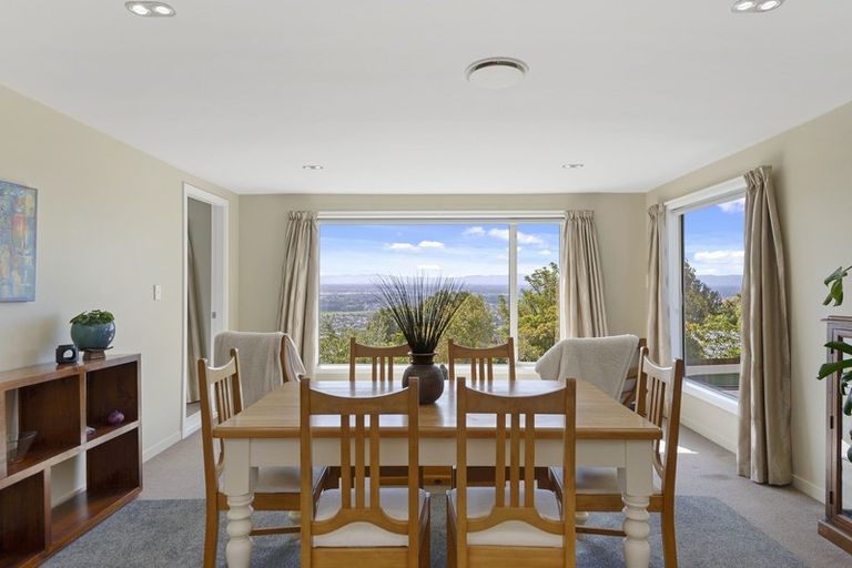 Photo of property in 105 Dyers Pass Road, Cashmere, Christchurch, 8022