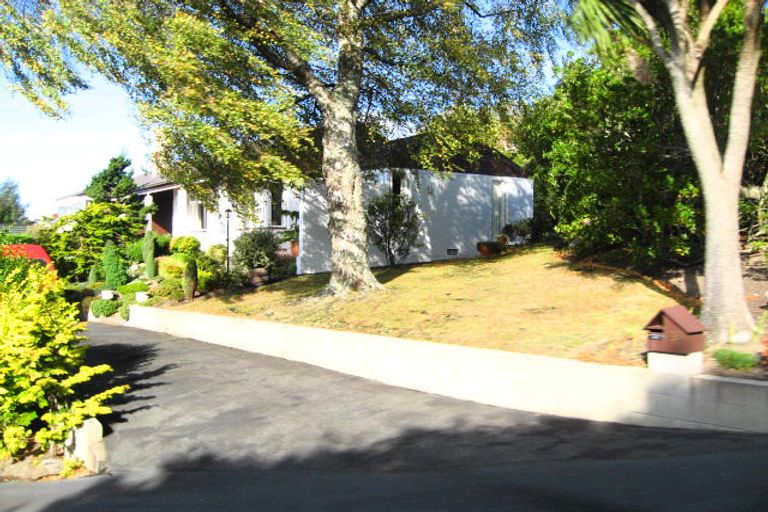 Photo of property in 45 Pioneer Crescent, Helensburgh, Dunedin, 9010