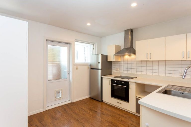 Photo of property in 2/38 Peer Street, Upper Riccarton, Christchurch, 8041