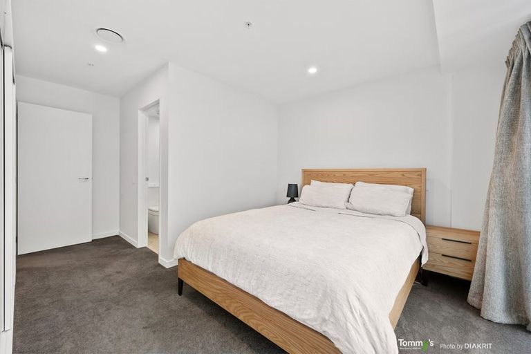 Photo of property in Pinnacle Apartments, E904/160 Victoria Street, Te Aro, Wellington, 6011