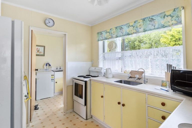 Photo of property in 4 Winiata Place, Otaki, 5512