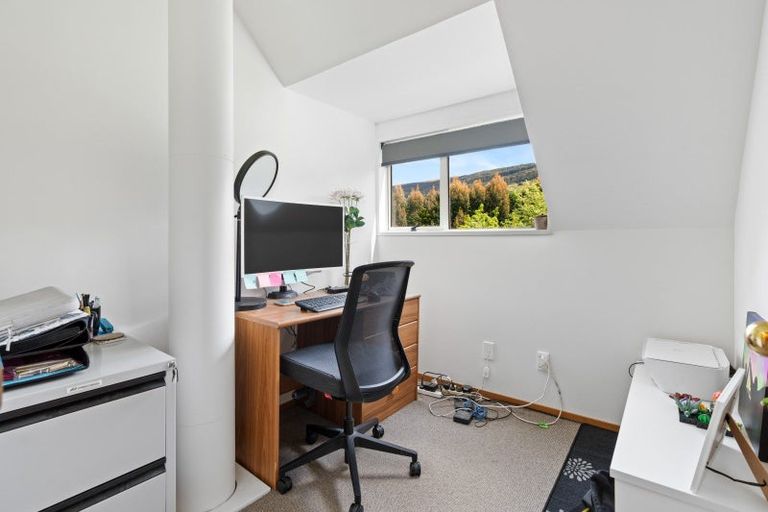 Photo of property in 292 Waipori Falls Road, Berwick, Outram, 9073