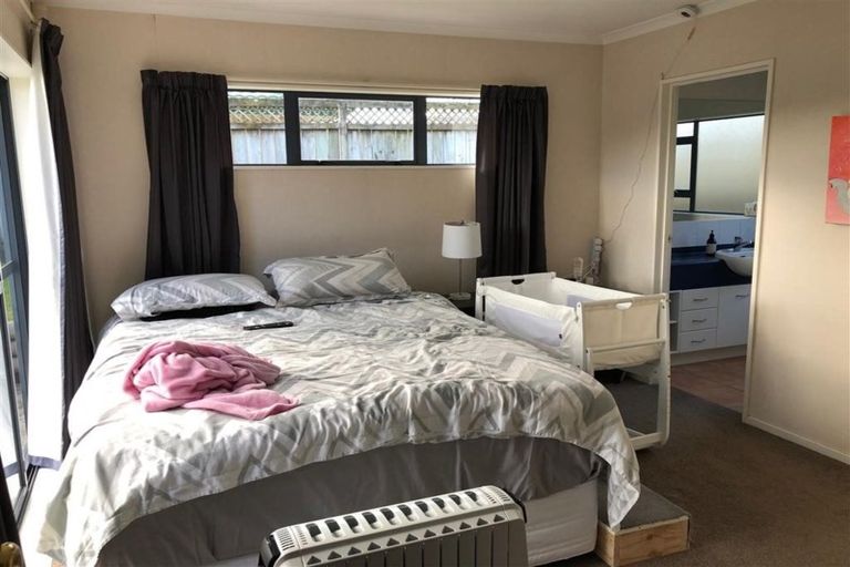 Photo of property in 27 Riplington Road, Huntington Park, Auckland, 2013