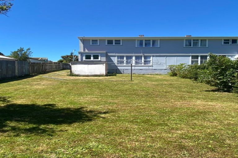 Photo of property in 95ab Kokiri Crescent, Waitangirua, Porirua, 5024