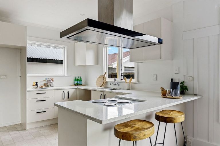 Photo of property in 1/170 Main North Road, Redwood, Christchurch, 8051