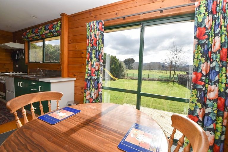 Photo of property in 65a Connollys Line, Carterton, 5713