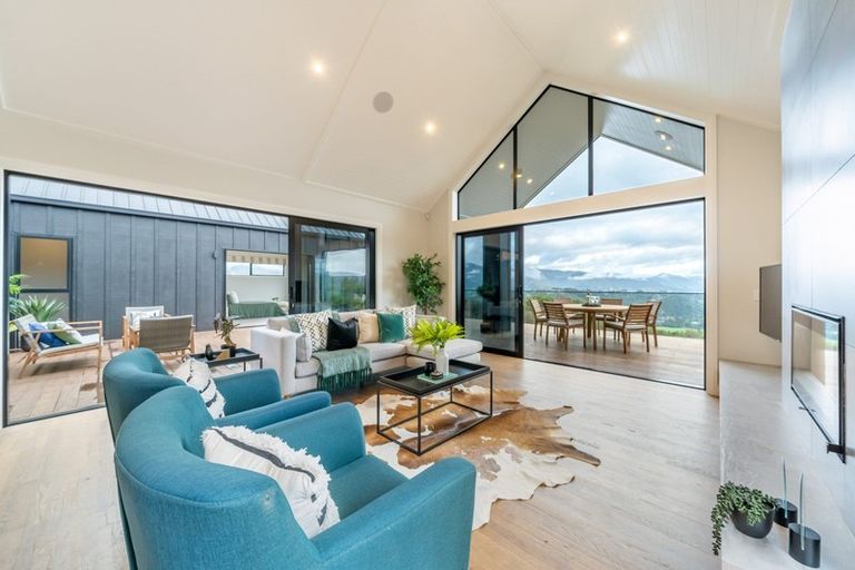 Photo of property in 229 Fairview Drive, Birchville, Upper Hutt, 5372