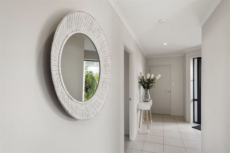 Photo of property in 125 Doncaster Drive, Papamoa Beach, Papamoa, 3118