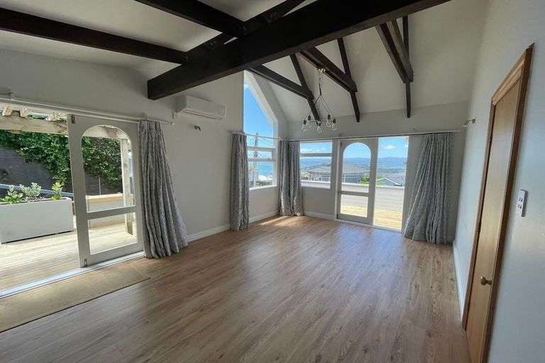 Photo of property in 56 Mitchell Street, Brooklyn, Wellington, 6021