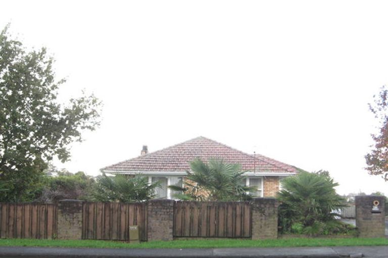 Photo of property in 41 Ridge Road, Howick, Auckland, 2014