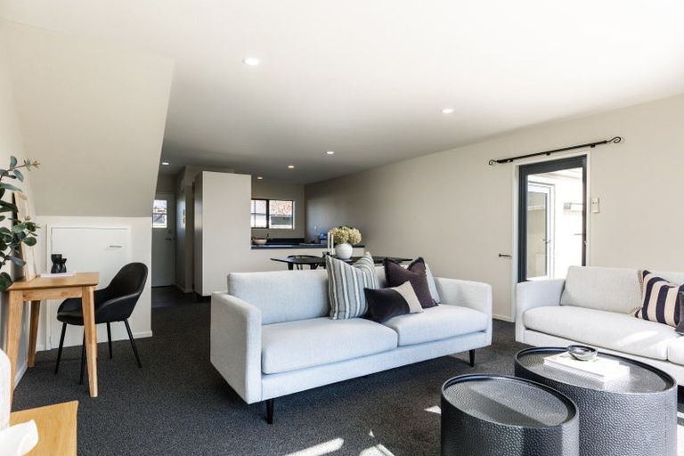 Photo of property in 93 Charles Street, Blenheim, 7201