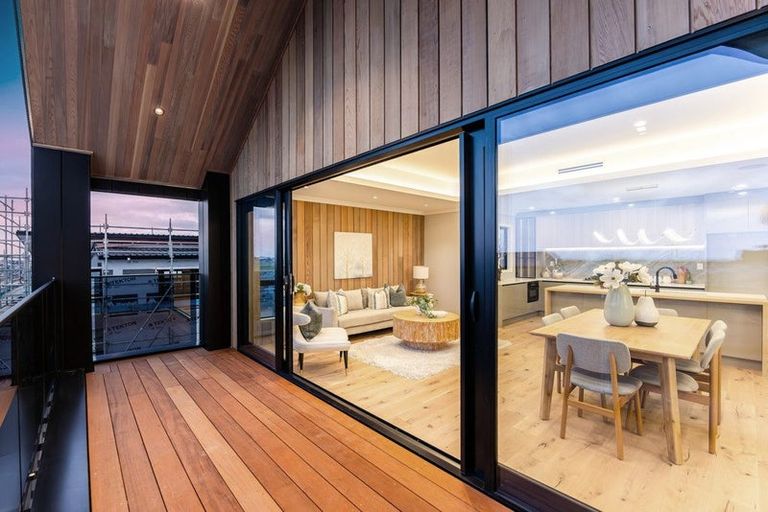 Photo of property in 49 Kumukumu Road, Long Bay, Auckland, 0630