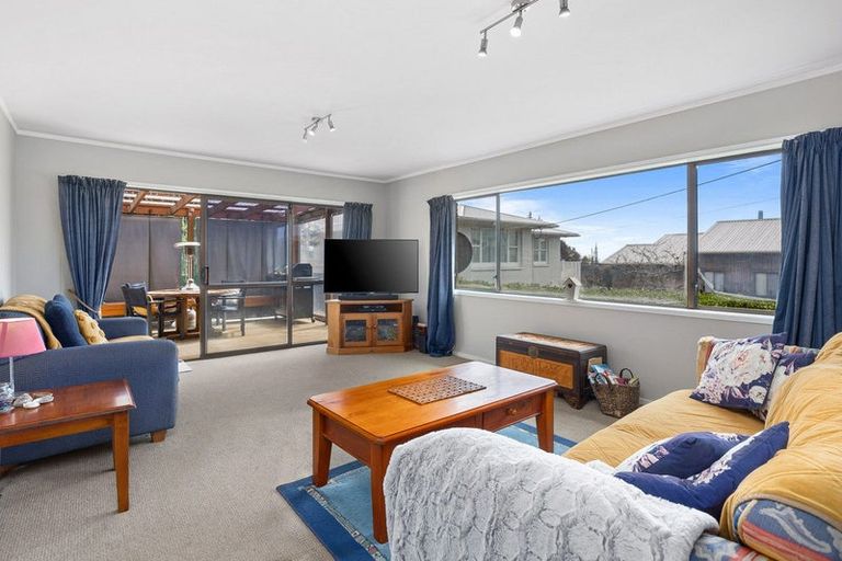 Photo of property in 822a Whangaparaoa Road, Manly, Whangaparaoa, 0930