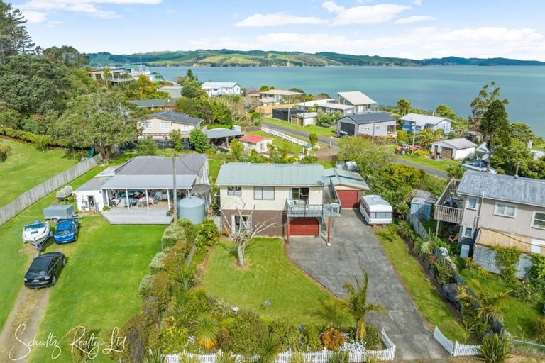 Photo of property in 28 Ngatoto Road, Tinopai, Matakohe, 0593