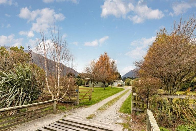 Photo of property in 2 Wilkin Road, Makarora, Wanaka, 9382