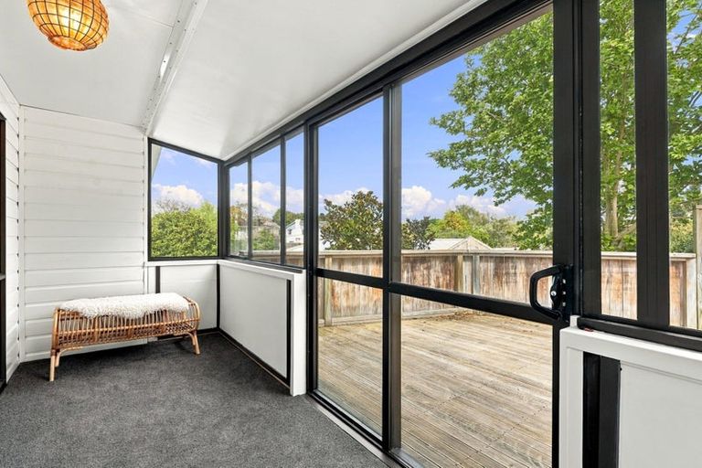 Photo of property in 33 Kent Road, Saint Johns Hill, Whanganui, 4501