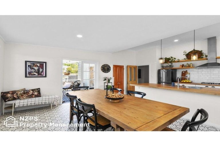 Photo of property in 24 Albert Street, Saint Clair, Dunedin, 9012