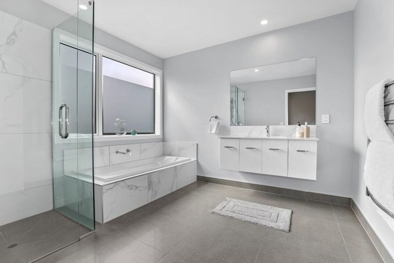 Photo of property in 51 Noumea Drive, Rangatira Park, Taupo, 3330