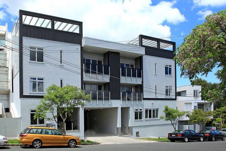 Photo of property in 1d/2 Dickens Street, Grey Lynn, Auckland, 1021