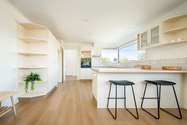 Photo of property in 14 Rue De La Mare, Parklands, Christchurch, 8083