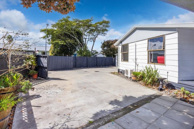 Photo of property in 23d Breckons Avenue, Nawton, Hamilton, 3200