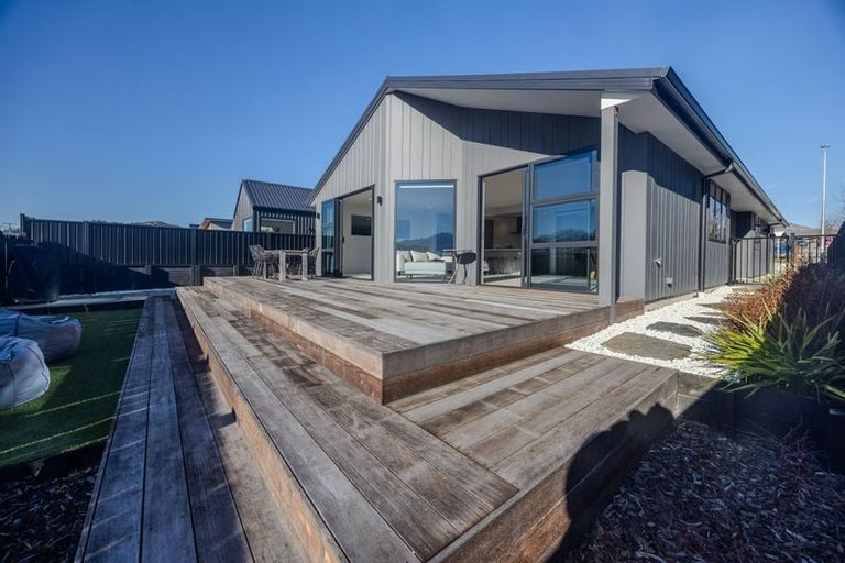 Photo of property in 71 Farrant Drive, Wanaka, 9305