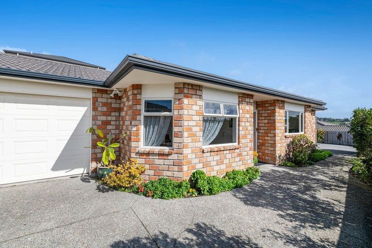 Photo of property in 16 Elan Place, Stanmore Bay, Whangaparaoa, 0932