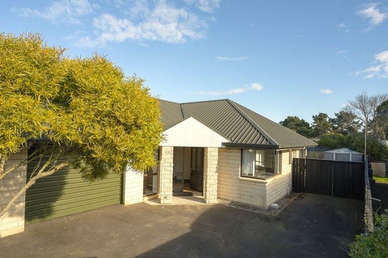 Photo of property in 108a Oram Avenue, New Brighton, Christchurch, 8061
