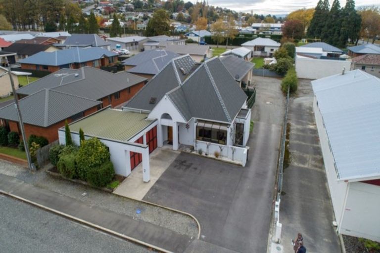 Photo of property in 16 Traford Street, Gore, 9710