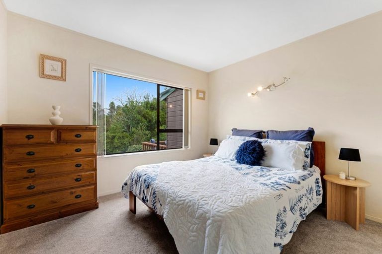 Photo of property in 16 Stredwick Drive, Torbay, Auckland, 0630