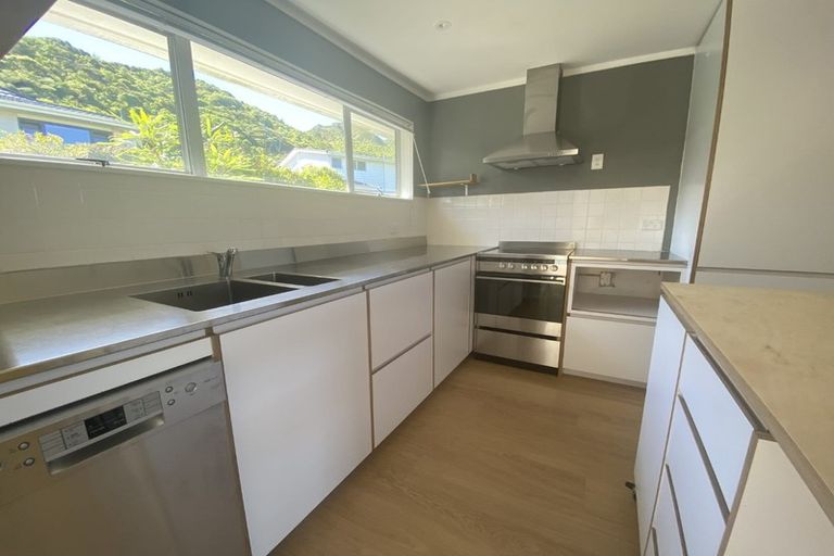 Photo of property in 7 Govind Grove, Ngaio, Wellington, 6035