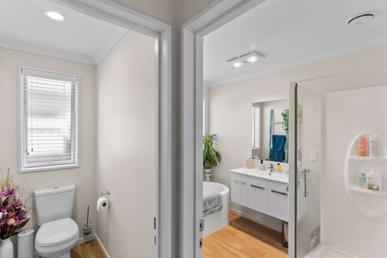 Photo of property in 17 Pounamu Place, Pegasus, 7612