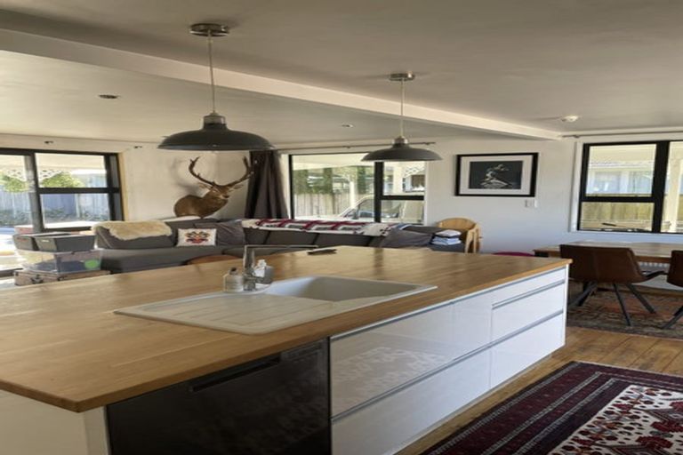 Photo of property in 4 Ruahine Street, Trentham, Upper Hutt, 5018