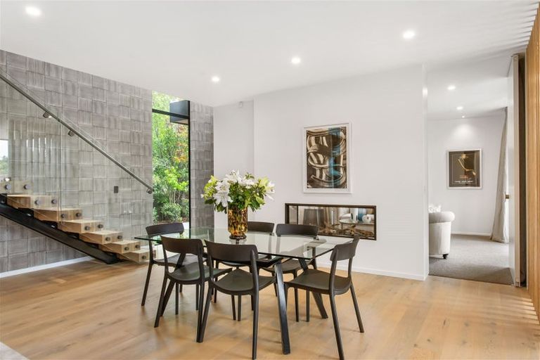 Photo of property in 26 Waiwetu Street, Fendalton, Christchurch, 8052