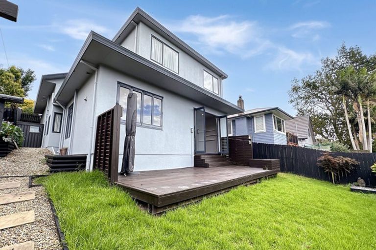 Photo of property in 51b Rodney Street, Howick, Auckland, 2014