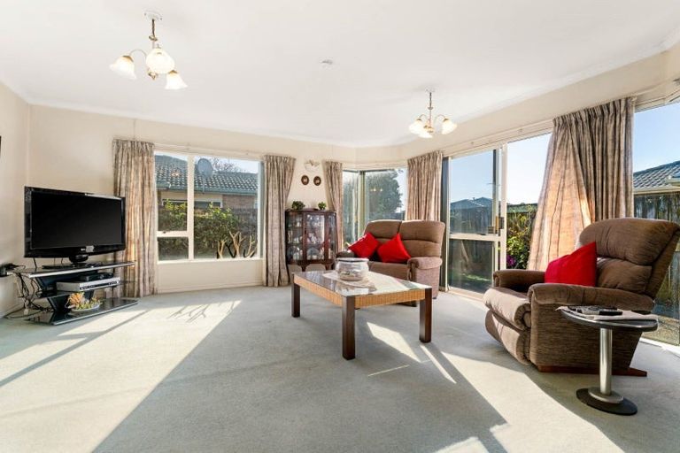 Photo of property in 27 Luculia Drive, Mount Maunganui, 3116