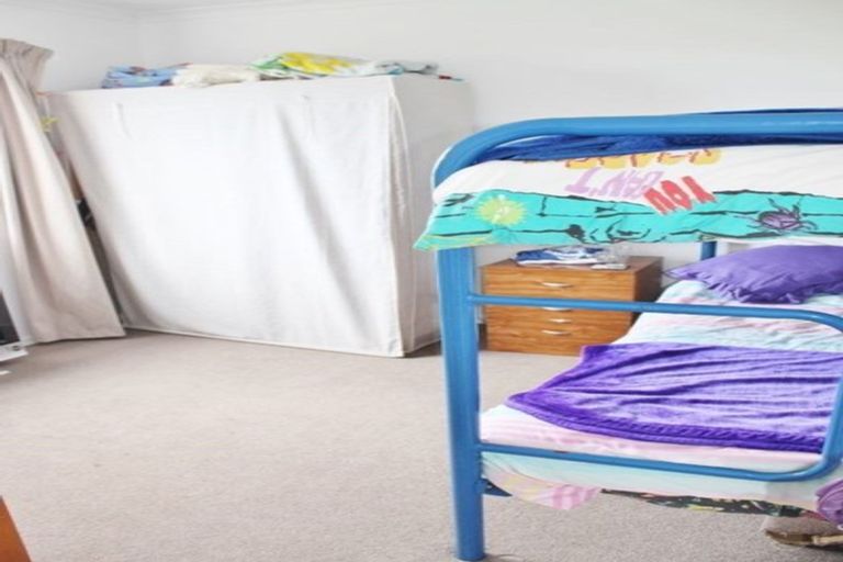 Photo of property in 2 Queen Street, Brighton, Dunedin, 9035