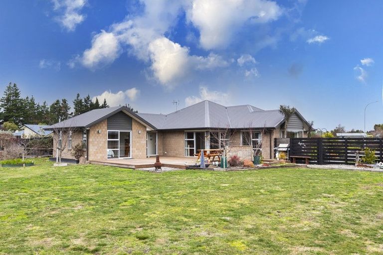 Photo of property in 13 Thornton Close, Leithfield, Amberley, 7481