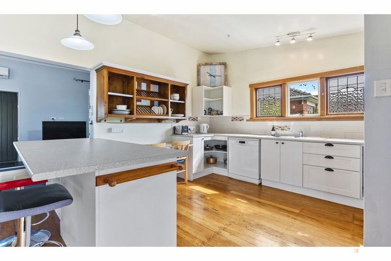 Photo of property in 18 Saint George Street, Watlington, Timaru, 7910