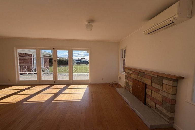 Photo of property in 117 Coronation Road, Hillcrest, Auckland, 0627