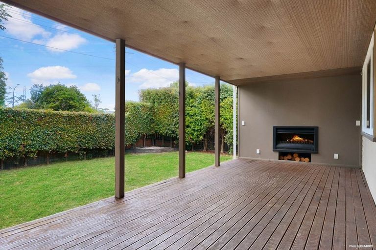 Photo of property in 18 Challinor Street, Pakuranga, Auckland, 2010