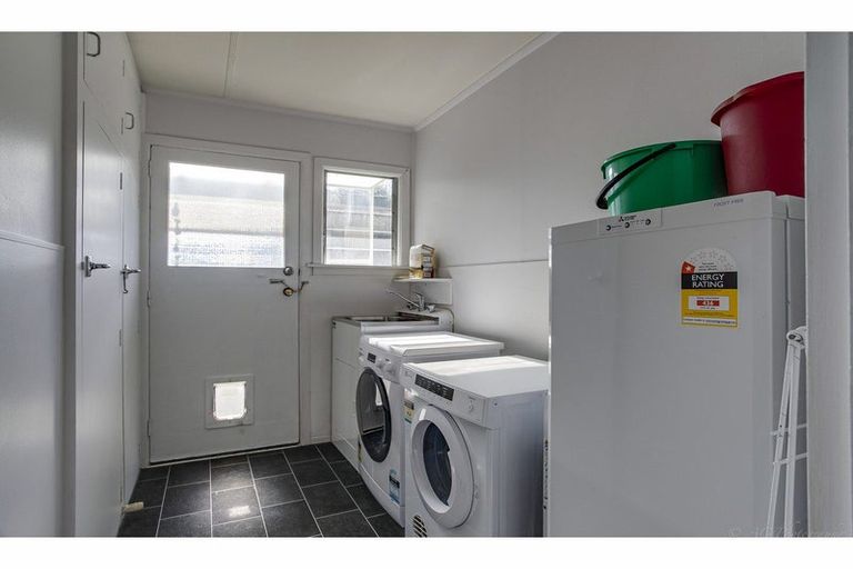 Photo of property in 16 Clyde Carr Crescent, Waimataitai, Timaru, 7910