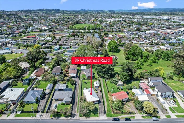 Photo of property in 39 Christmas Road, Manurewa, Auckland, 2102