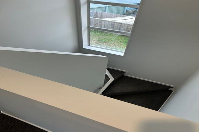 Photo of property in 7b Yeoman Place, Howick, Auckland, 2014